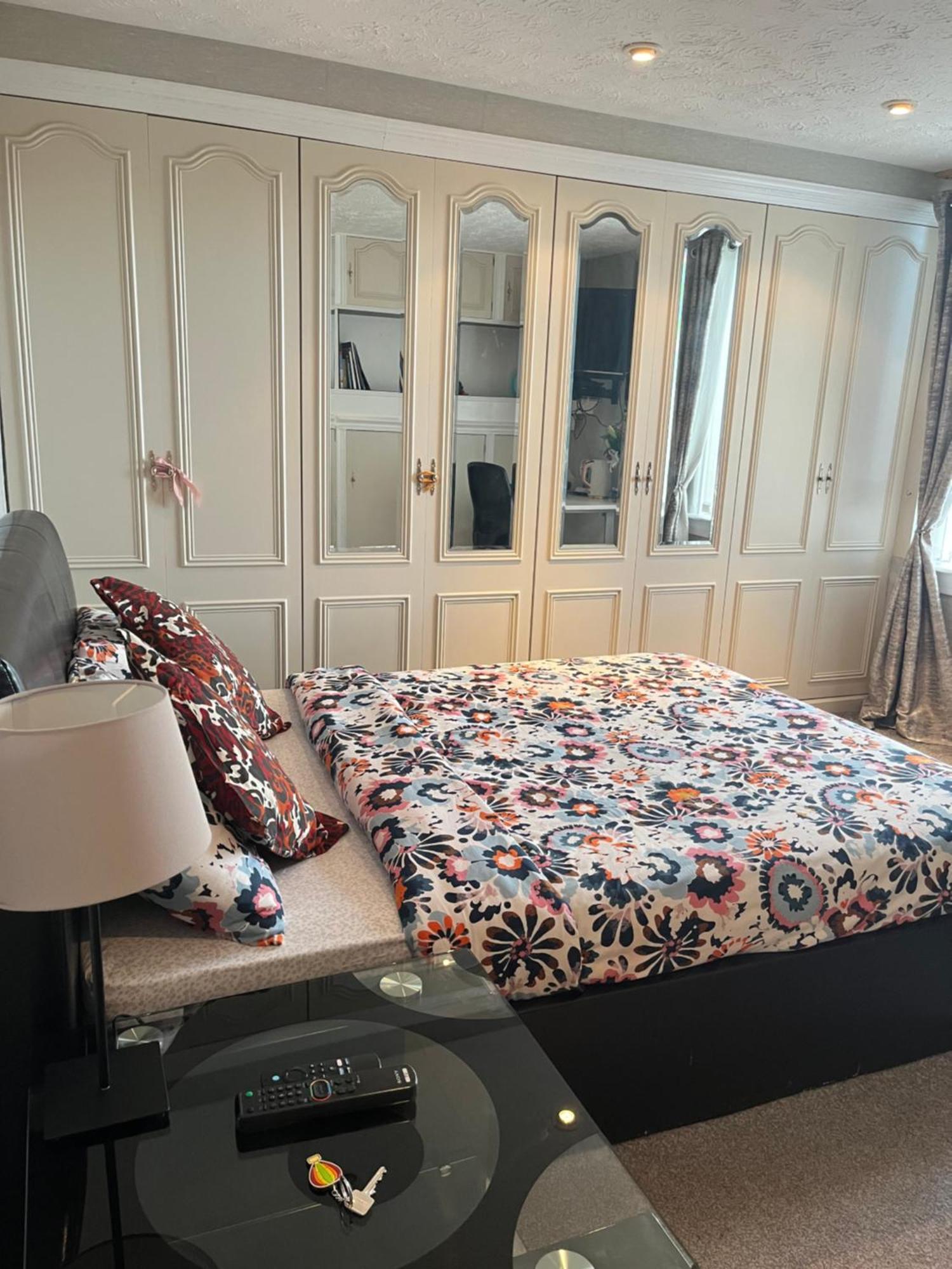 Room In A Home Edinburgh Exterior photo
